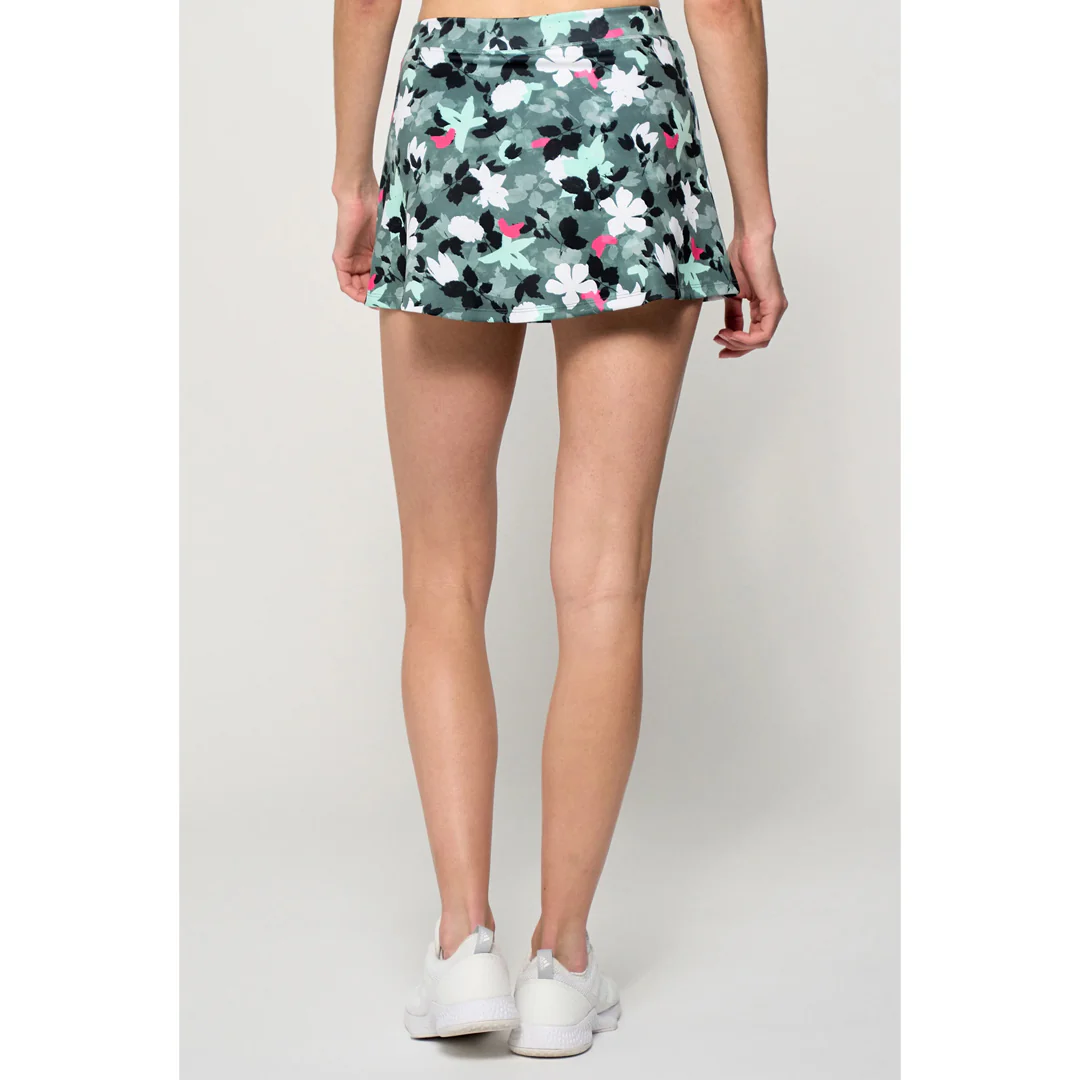 Lija Women's Holiday 25' Vixen Printed 13" Skort - Fern Bouquet - Image 4
