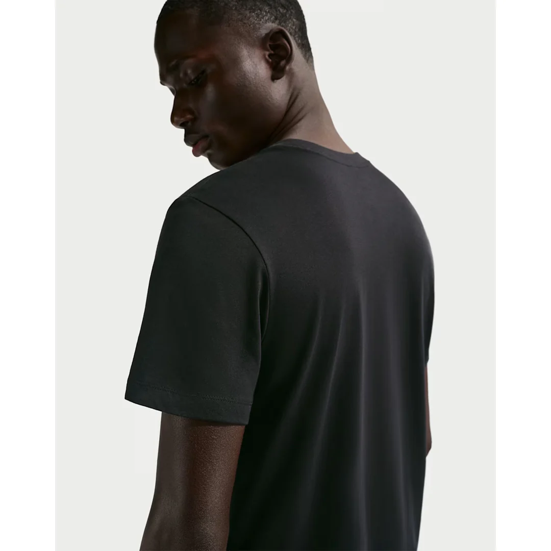 Nike Men's Heritage Court Tee - Black - Image 4