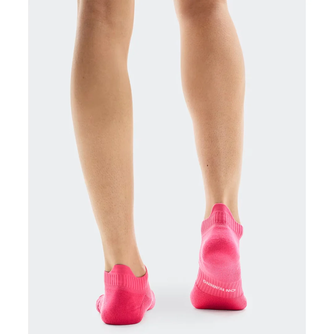 On Core Run Low 2 Pack Socks - Flame/Pink - Image 4