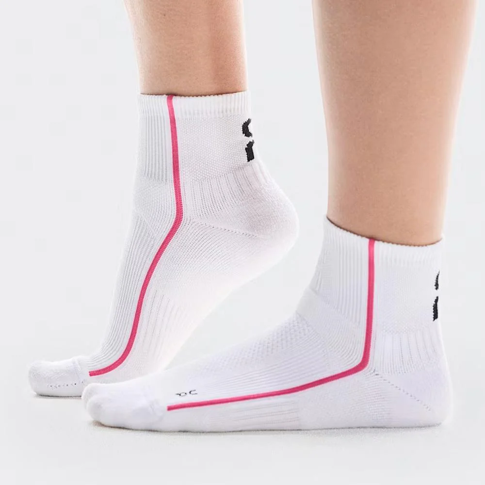 On Court Mid 1 Pack Socks - White/Pink - Image 2