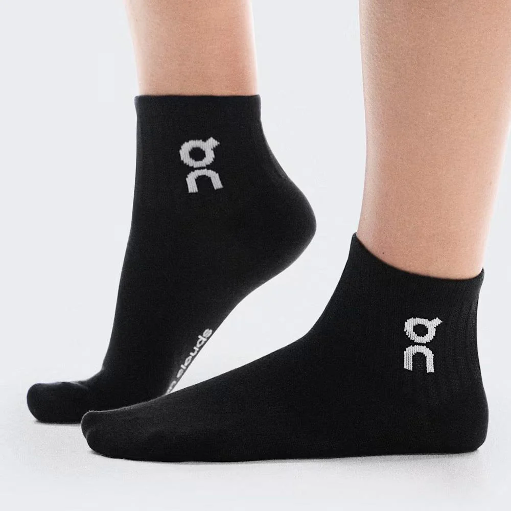 On Logo Mid 3 Pack Socks - Black - Image 2