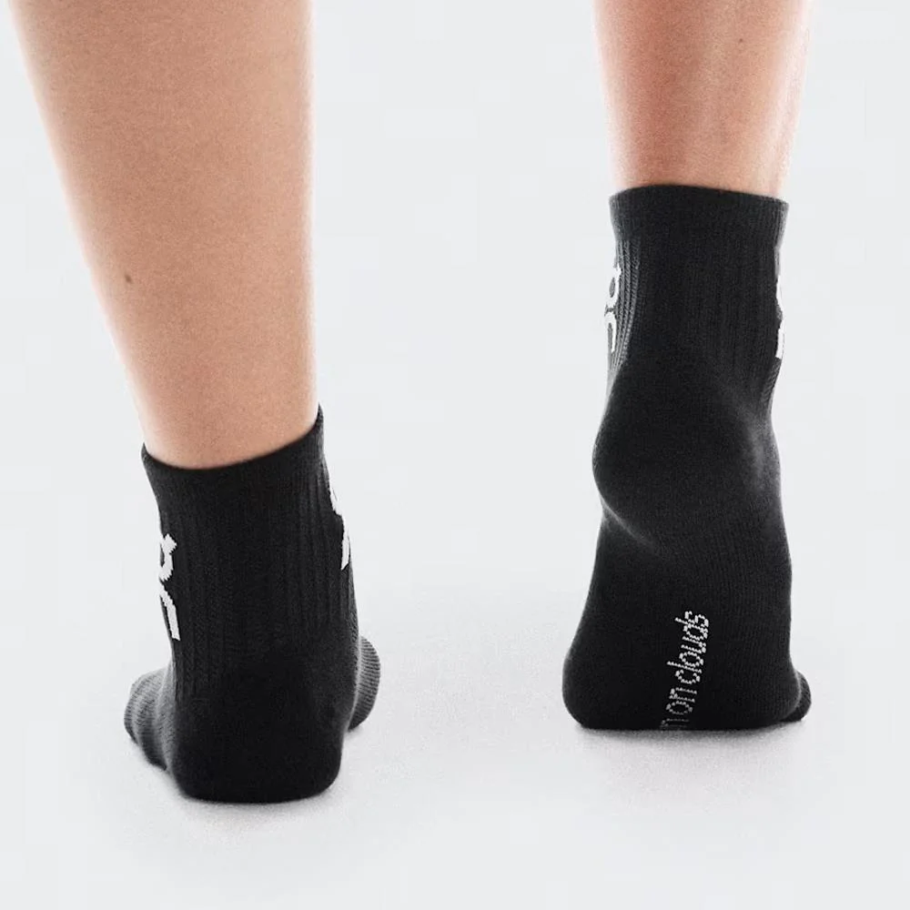 On Logo Mid 3 Pack Socks - Black - Image 4